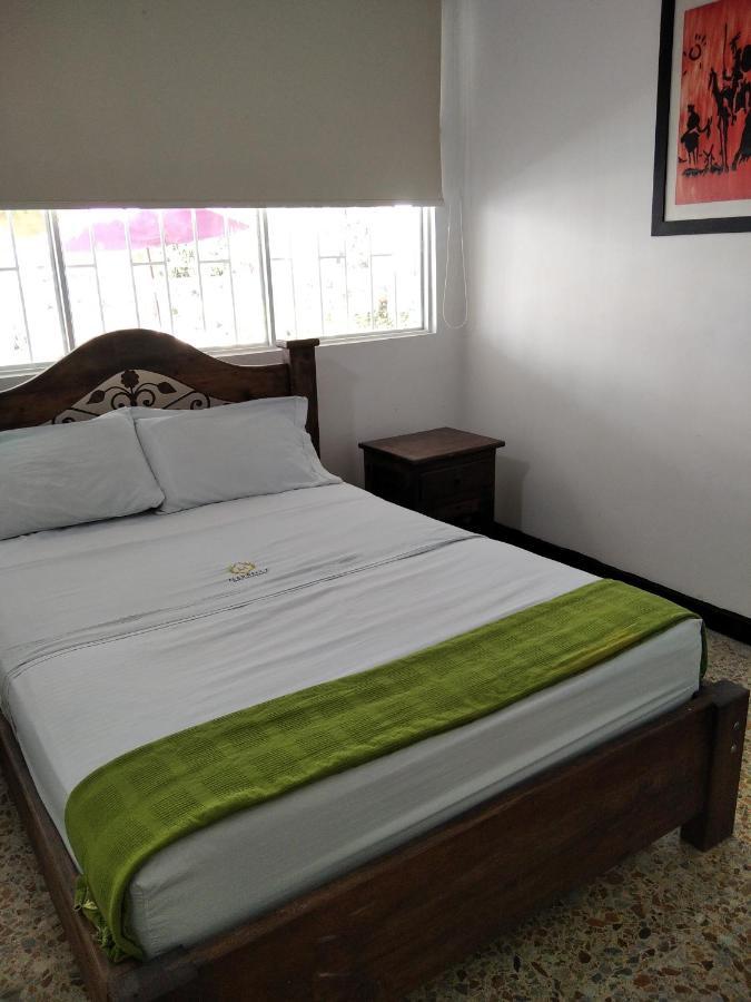 Hotel Maceo เมลการ์ ภายนอก รูปภาพ